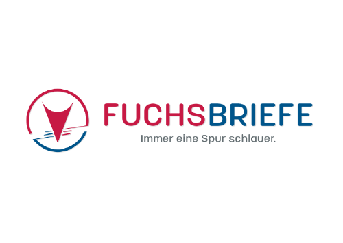 Das Bild zeigt das Logo von Fuchsbriefe mit einem stilisierten Fuchs und dem Slogan &quot;Immer eine Spur schlauer&quot; in Rot und Blau auf weißem Hintergrund. Ideal für SEO und Barrierefreiheit.